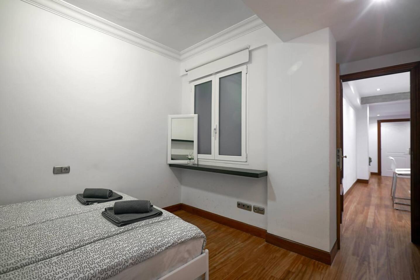Amplio Apartamento En Gros Con Parking Privado San Sebastian Exterior photo